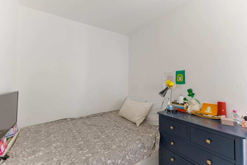 94937_80B-Bathurs...