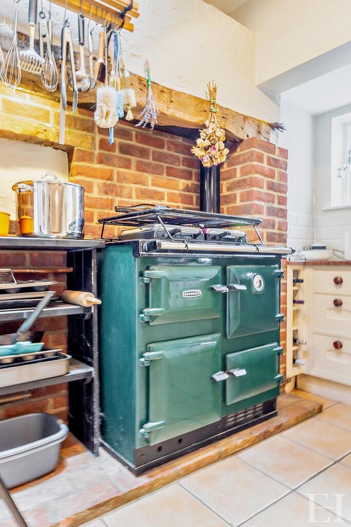 8649461-interiorW...