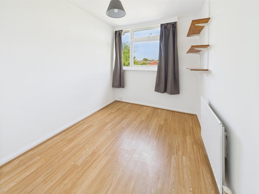 CAM02545G0-PR0409-STILL022