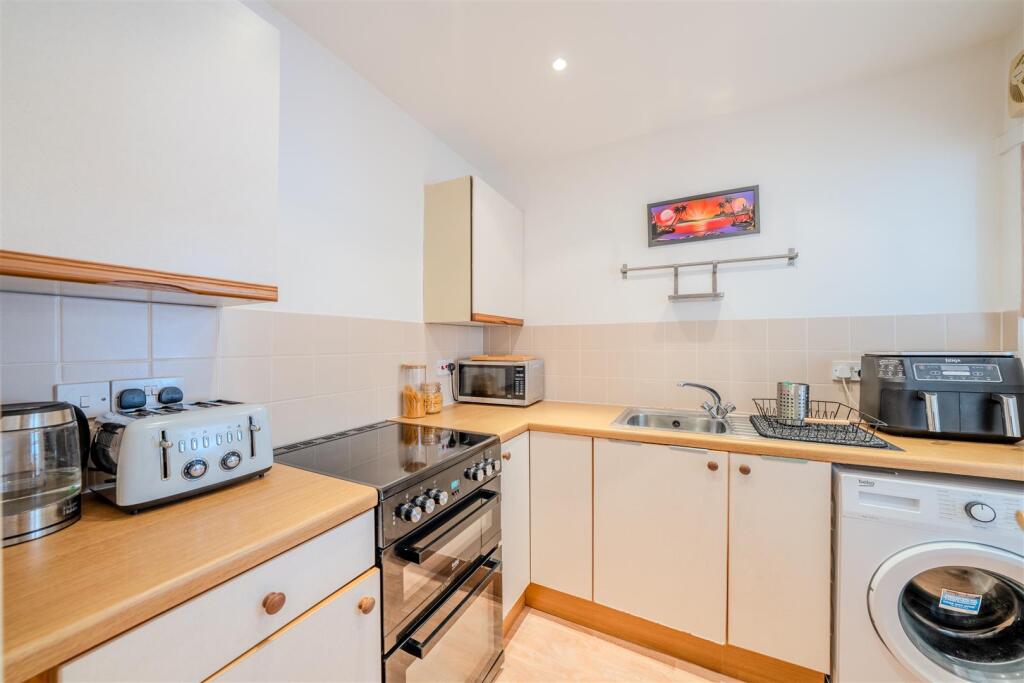 4 Havannah Court_Kelso-07.jpg