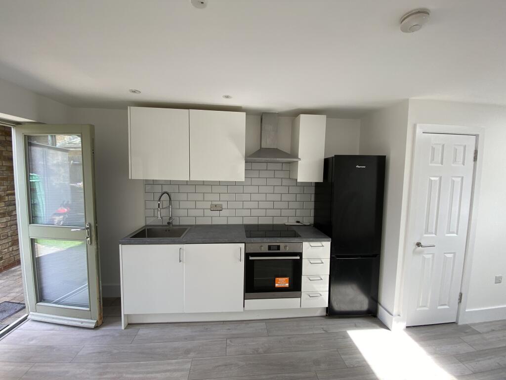 Kitchen 2