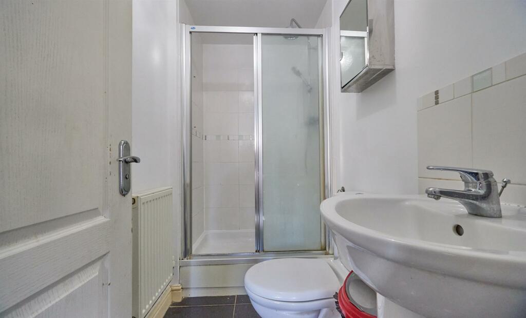 En suite shower room