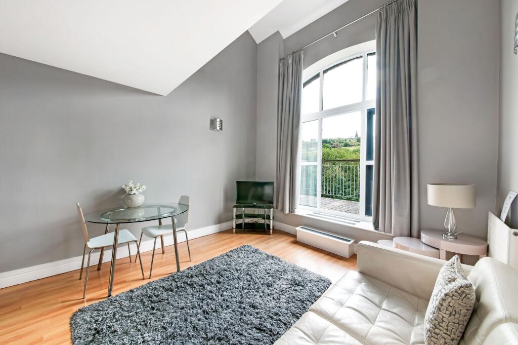 OPEN PLAN LIVING DINING ROOM
