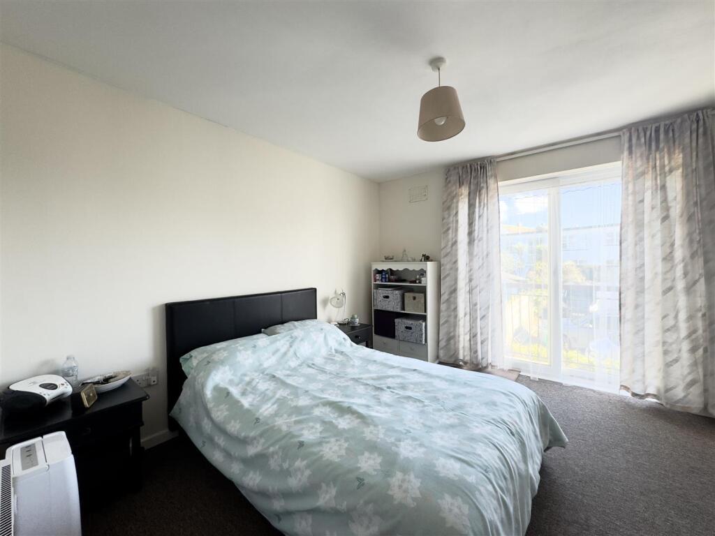 Flat 4
