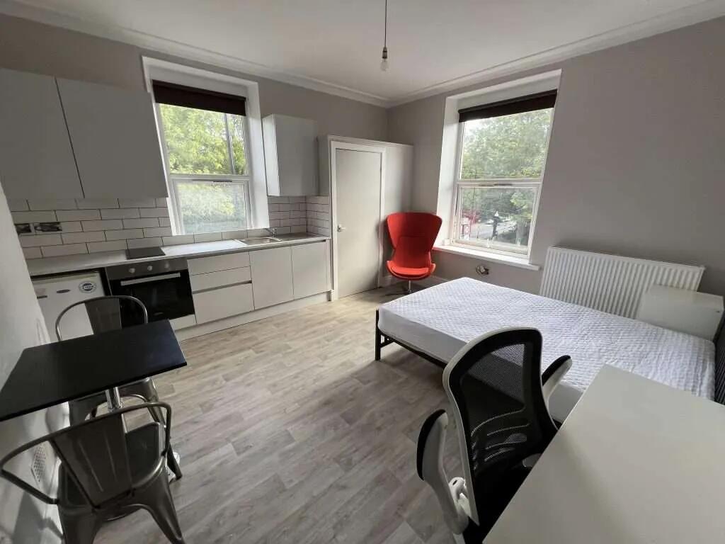 Flat_5_2_Harcourt_Road
