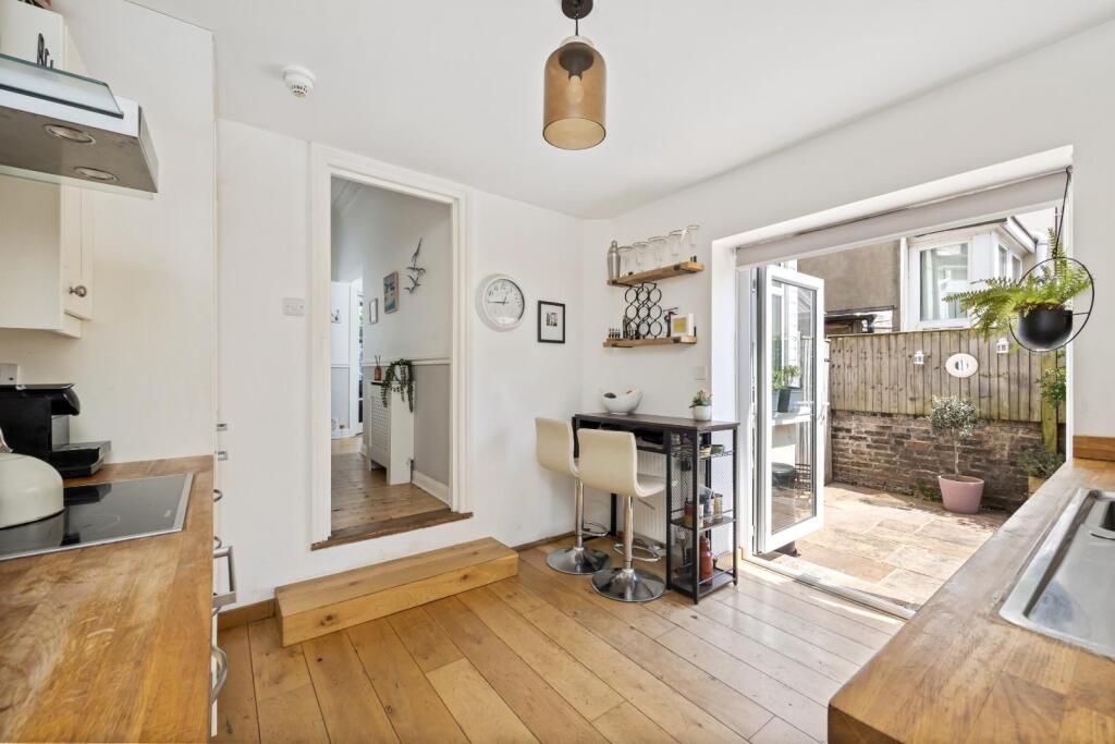 Portland Road (12).jpg