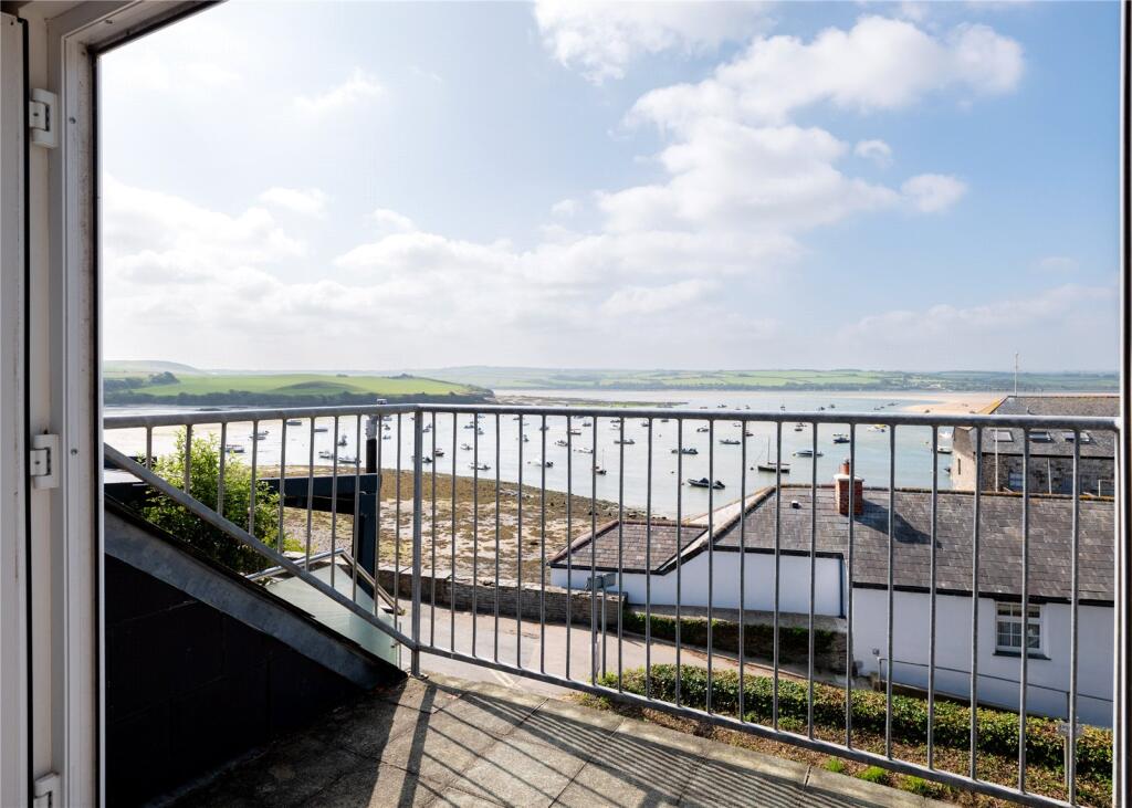 Principal Balcony