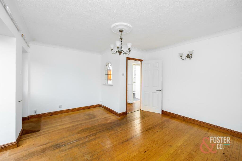 Sandringham Drive, 38_009.jpg