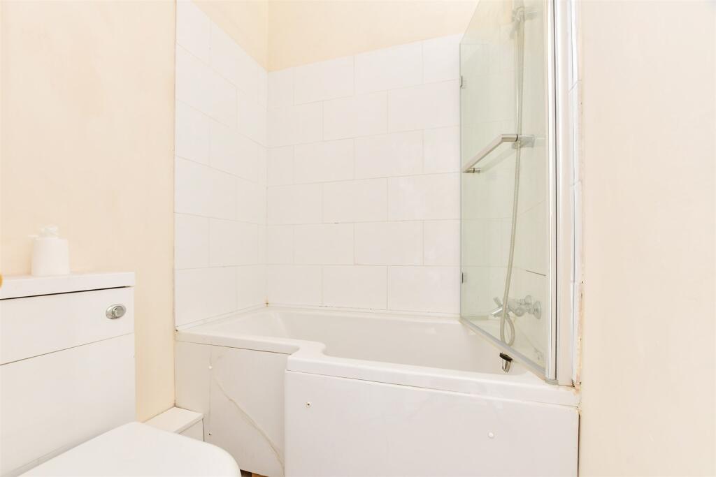 Lounge/Dining/ Kitchen (F2,51)