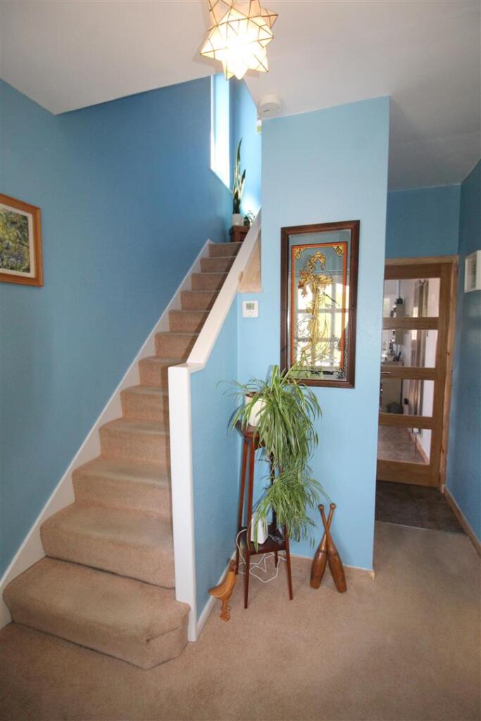 Fylde Rd, 29, hallway.JPG