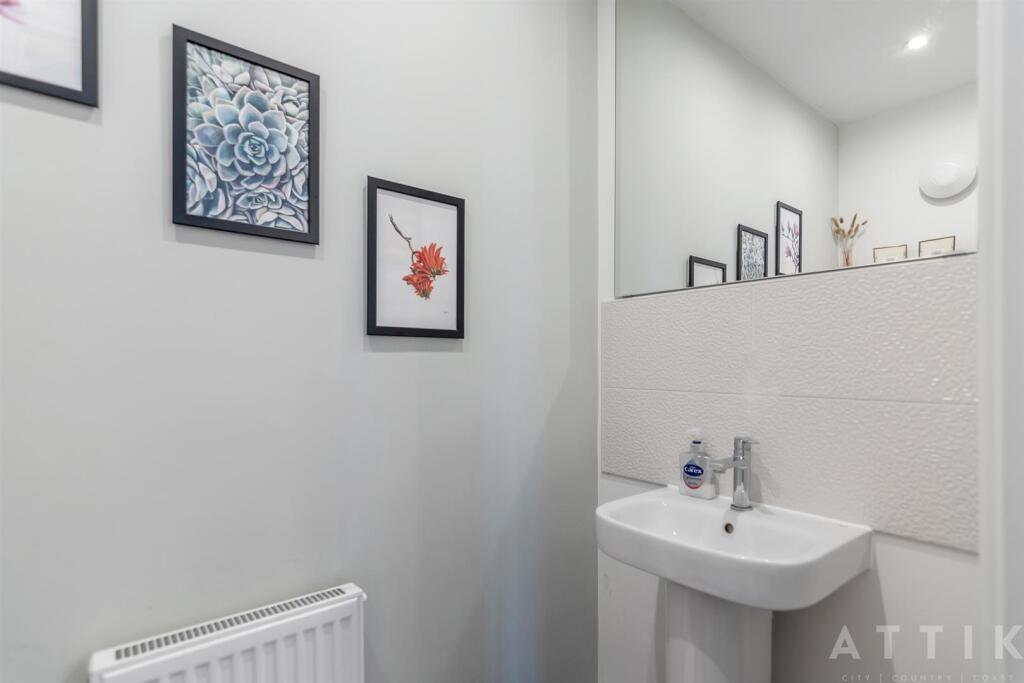 16 Wellington road, Attleborough, NR17 1GQ (4).jpg