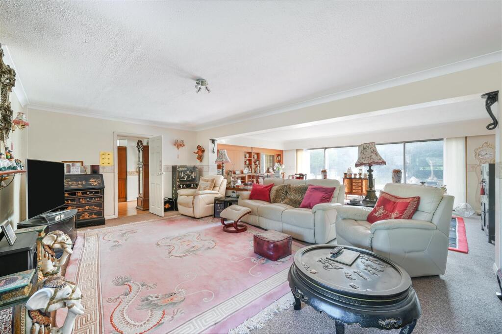 THE KINGSWAY (3).jpg