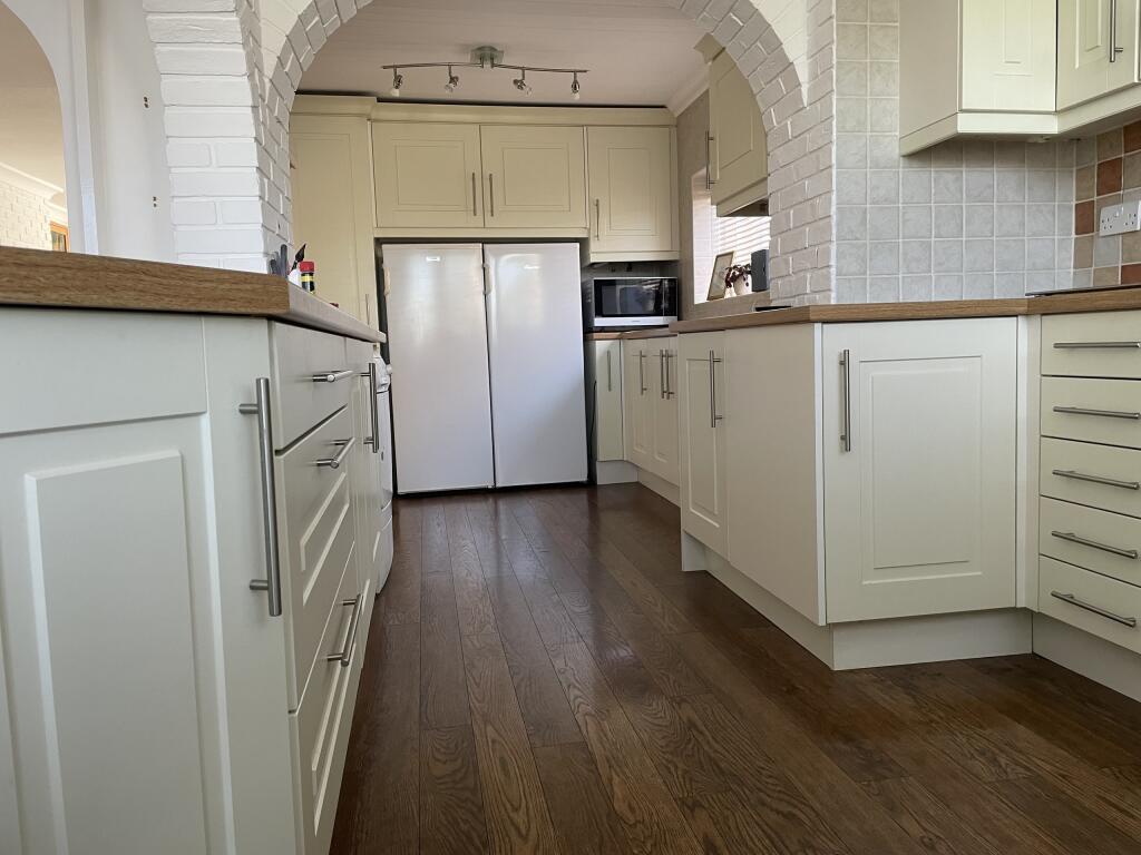 Fitted Kitchen