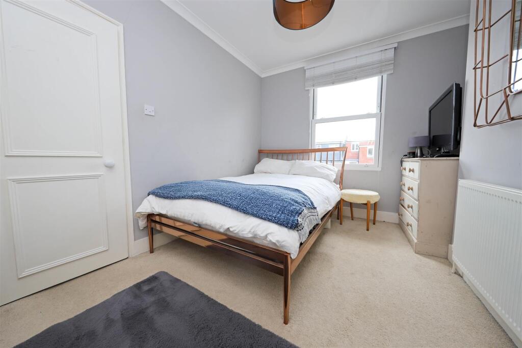 nicholas james livingston rd bed two.jpg