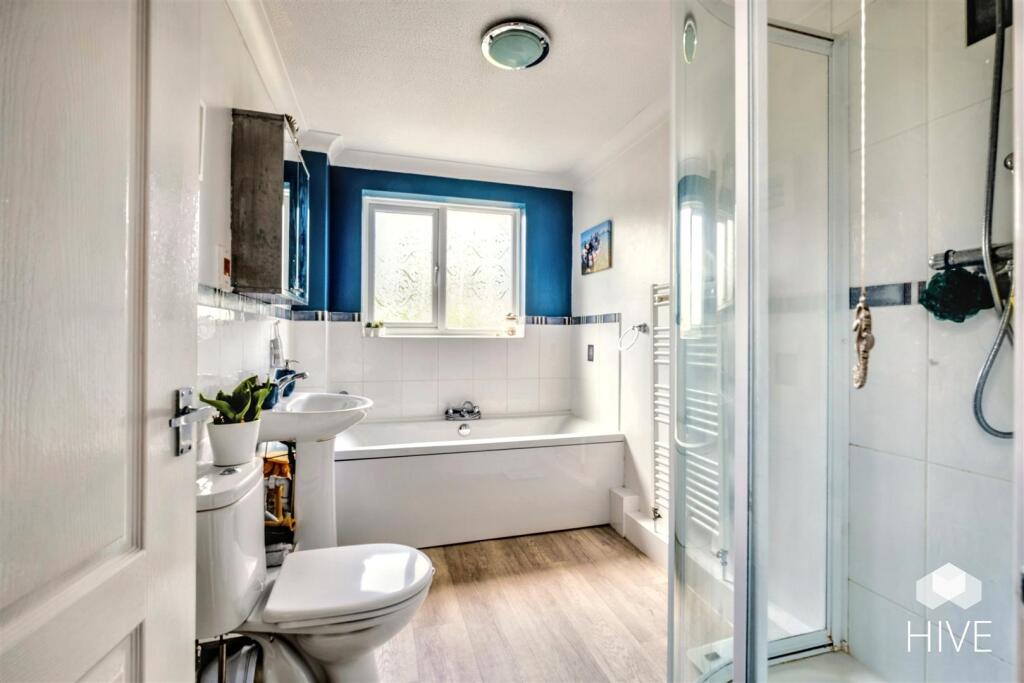Family bathroom