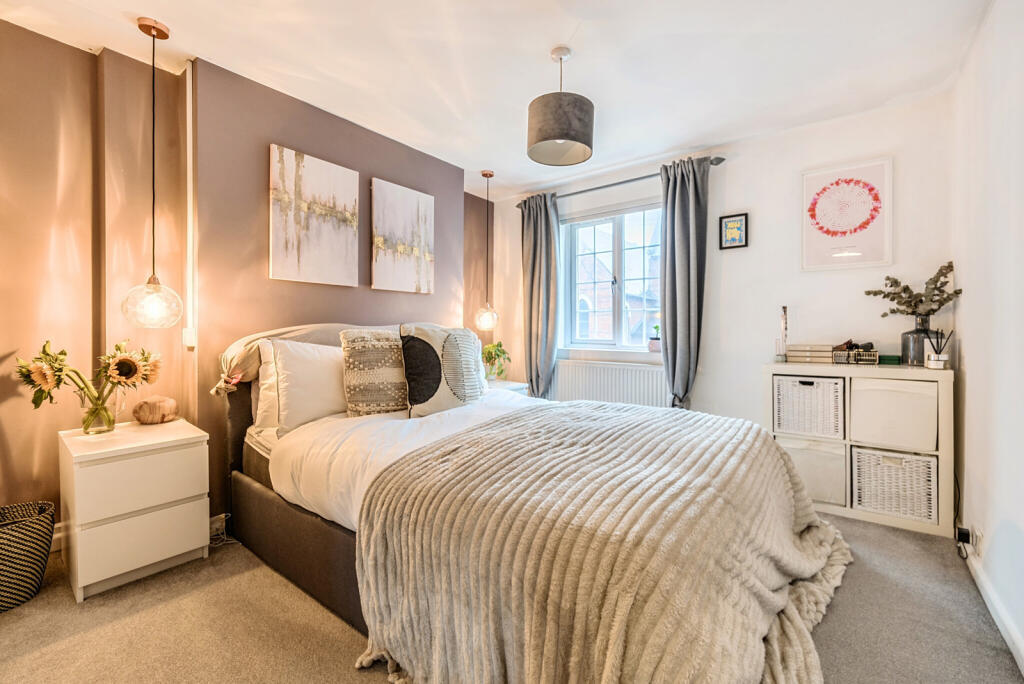 1346683-15-68c145...