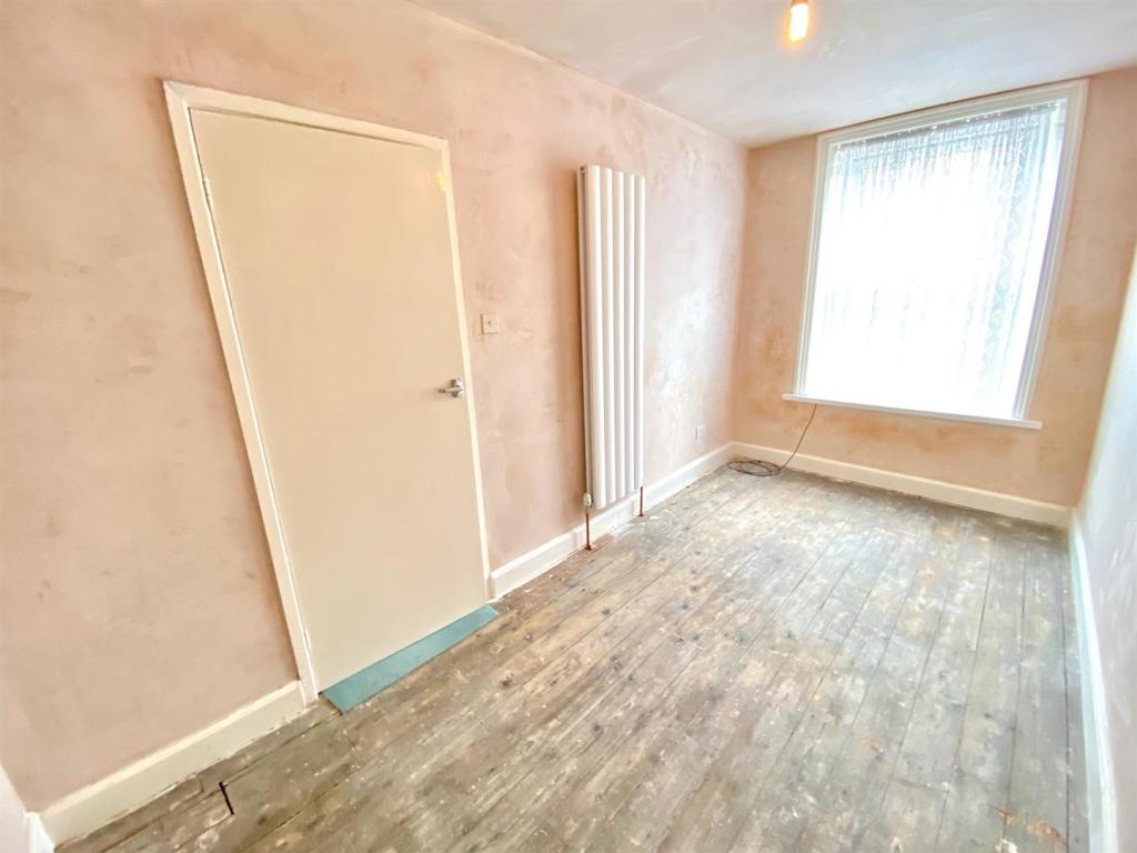 bedroom.jpg