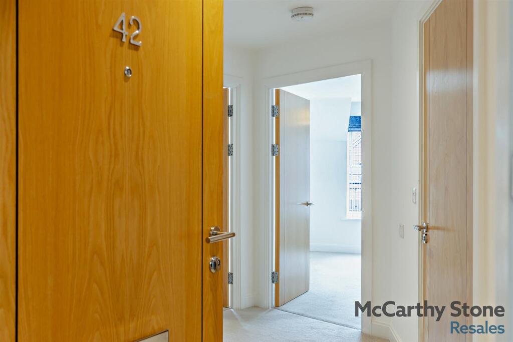 8655979-interior01-800.jpg