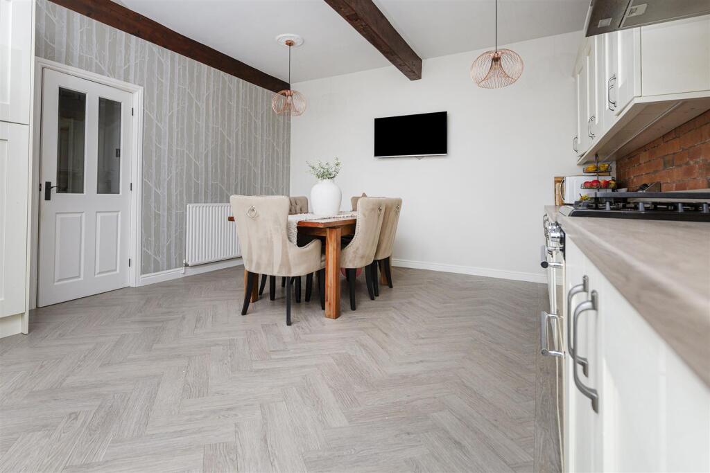 Bramleys Estate Agents - Upper Lane - Gomersal (14