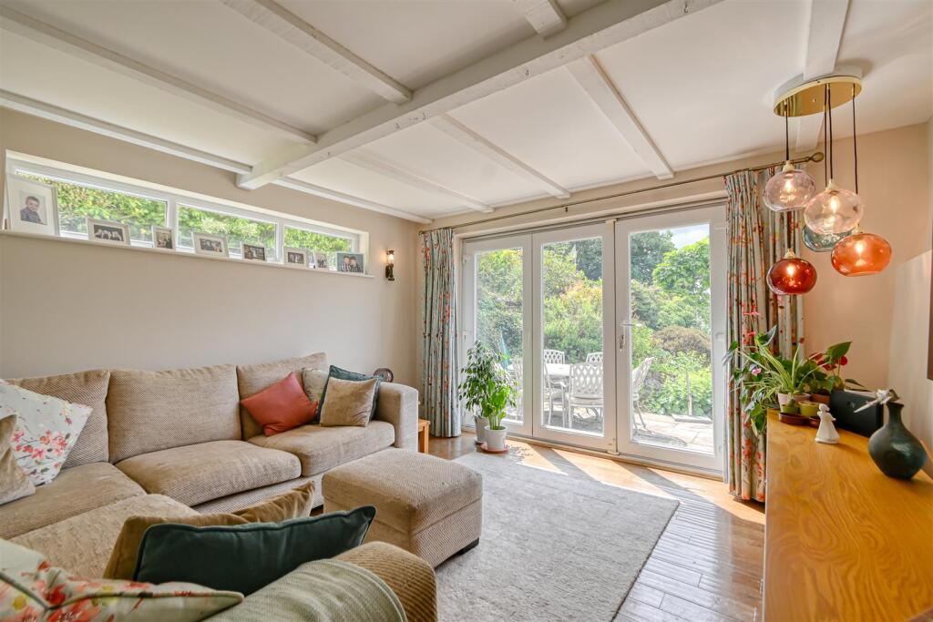 Sunnybank, 8 Hill End-04.jpg