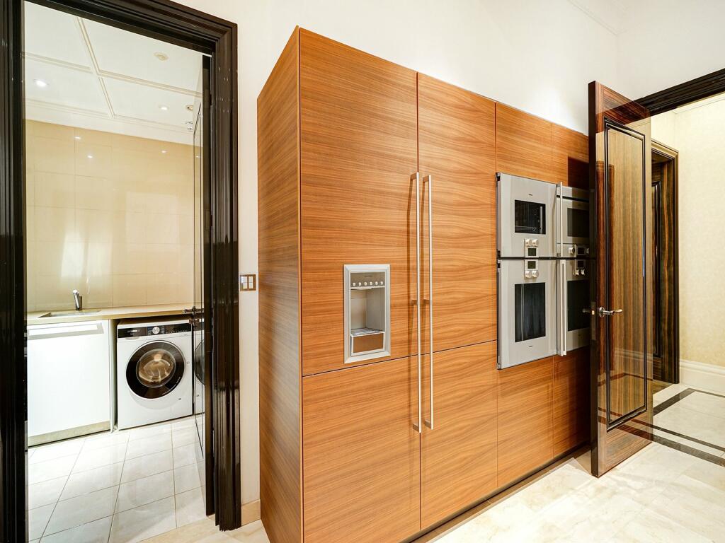 Corinthia Residences