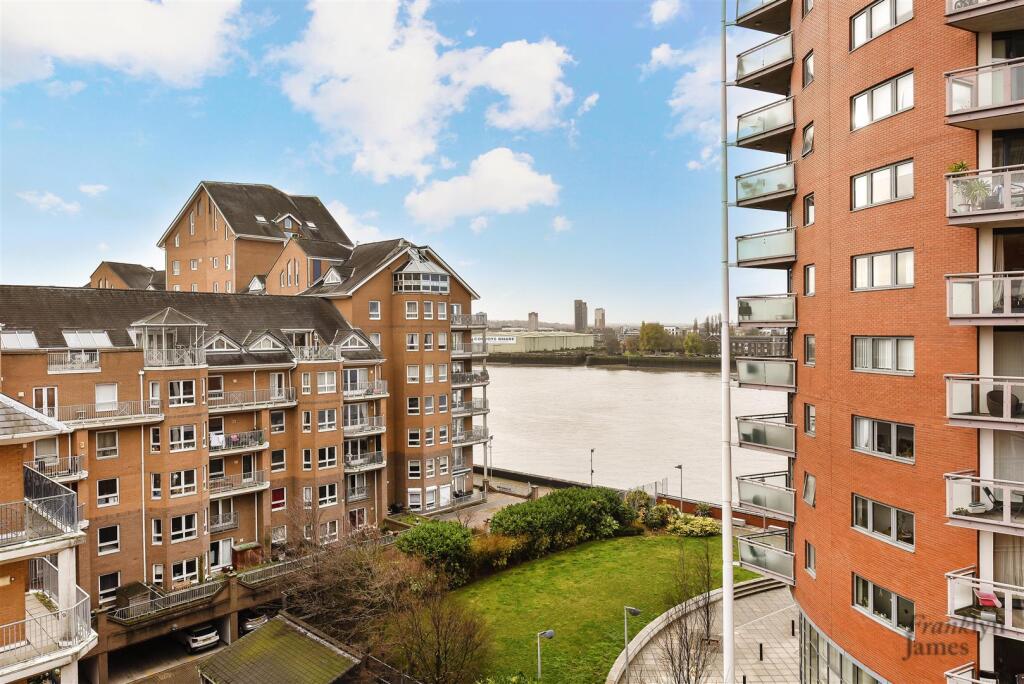 Galaxy Building (15).JPG