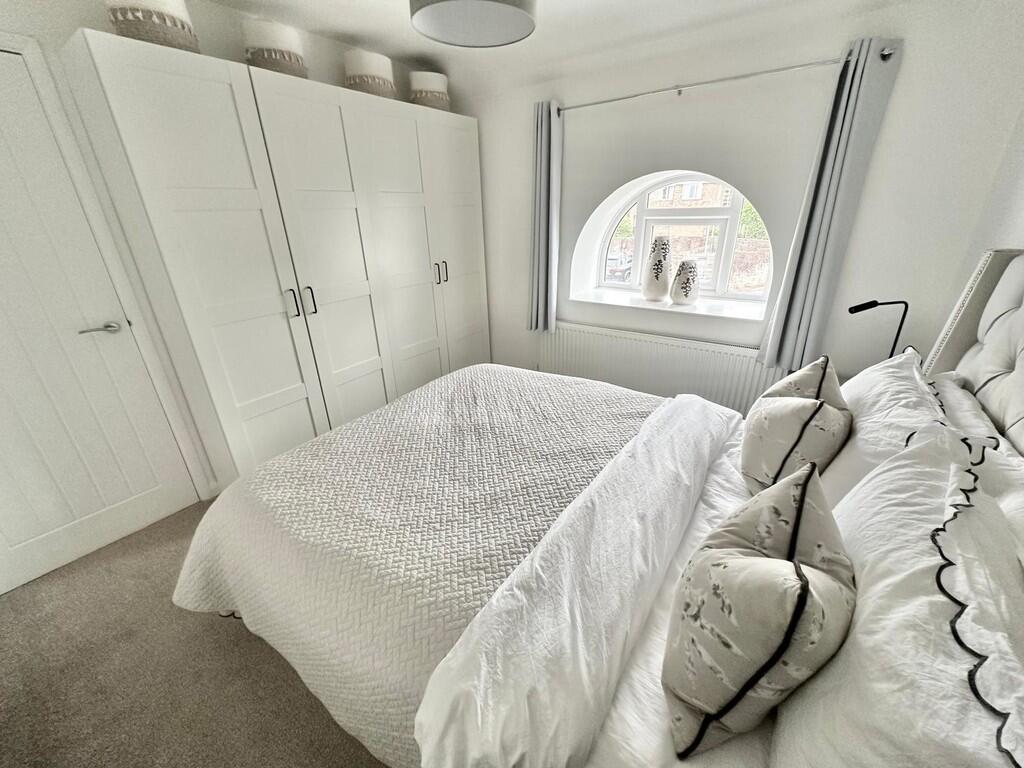 IMG-20250819-WA00...