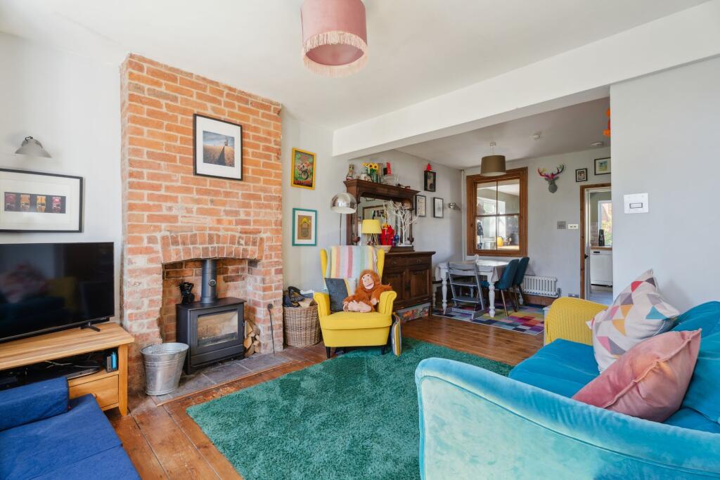 Sitting/Dining Room