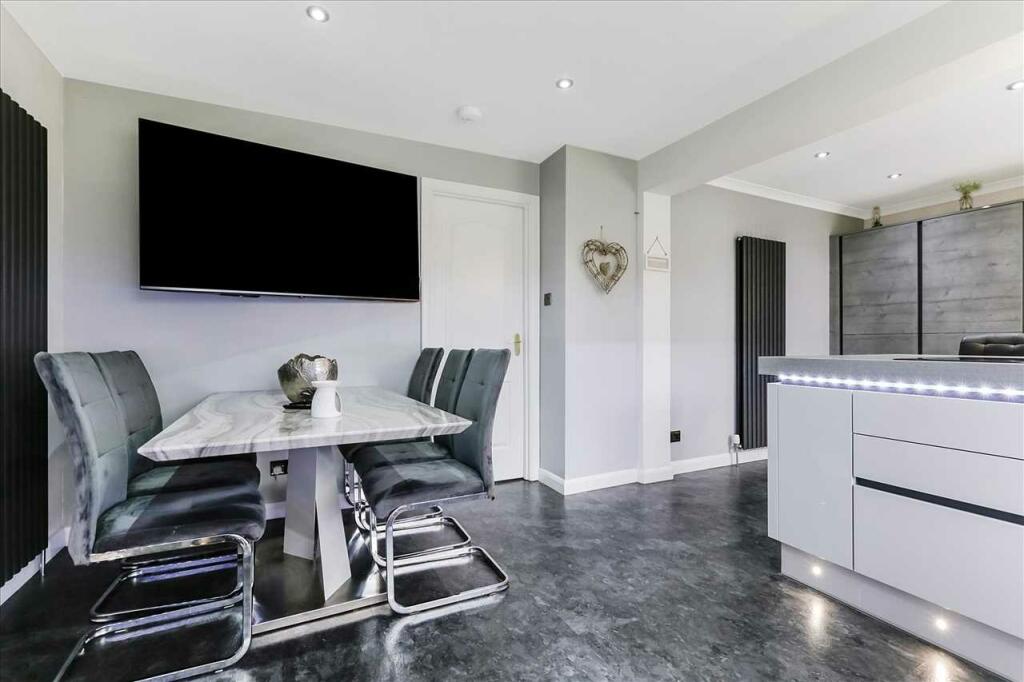 Kitchen Dining (4)