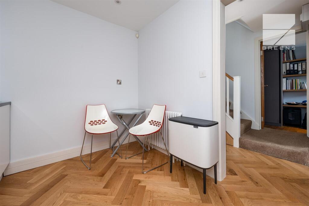 8 Belmont Close_0020.jpg