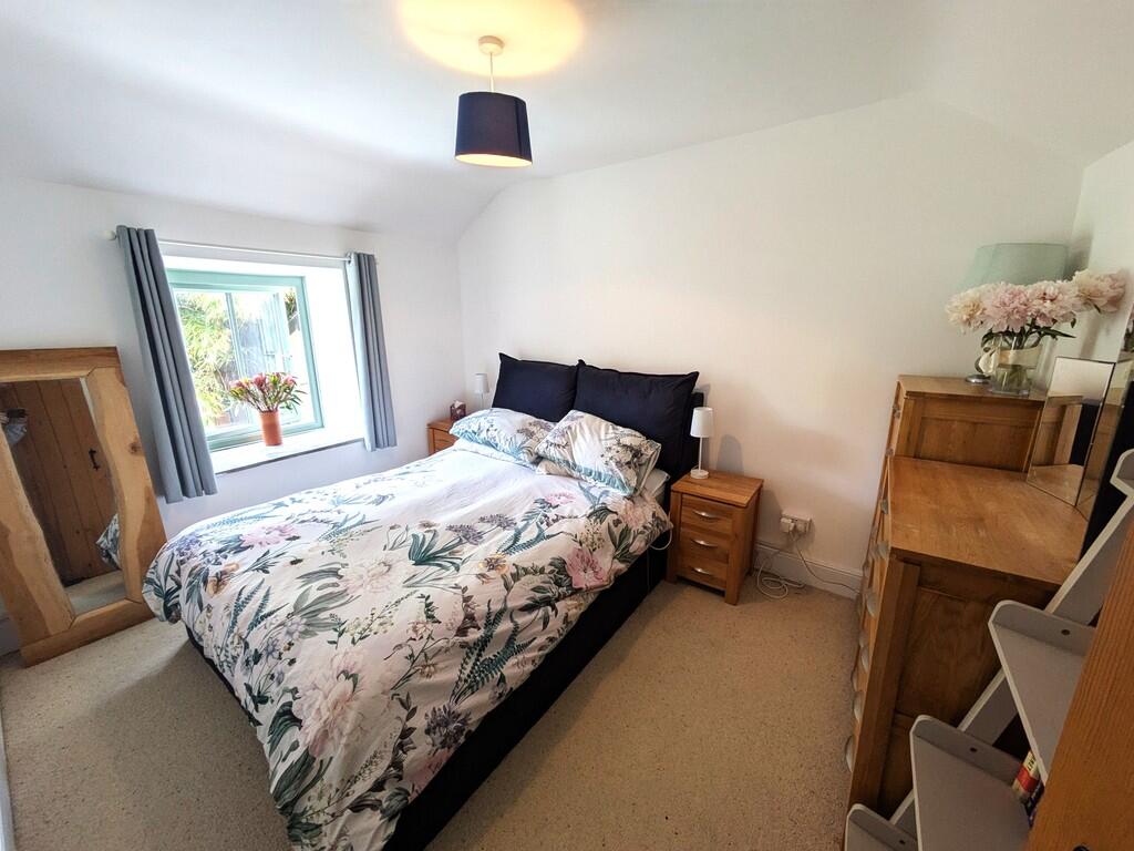 NEW BEDROOM A
