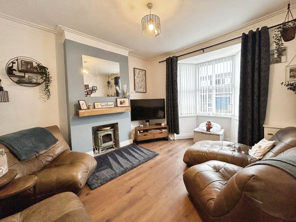 6ef6abae-WhatsApp...