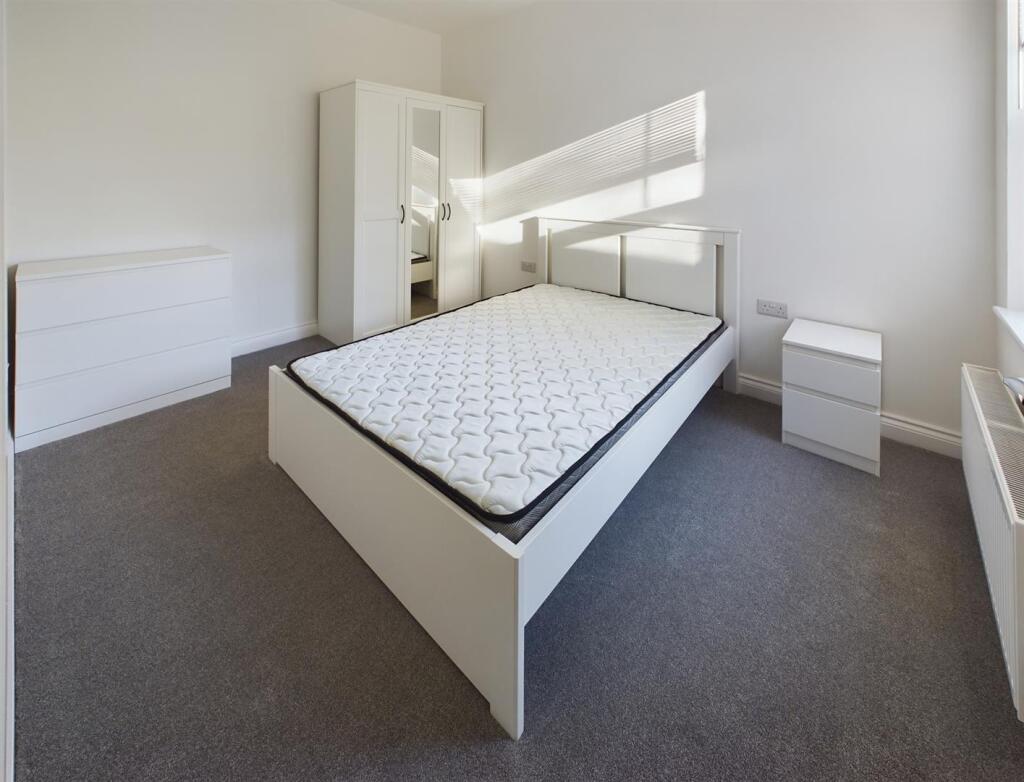 Bedroom 3.jpg