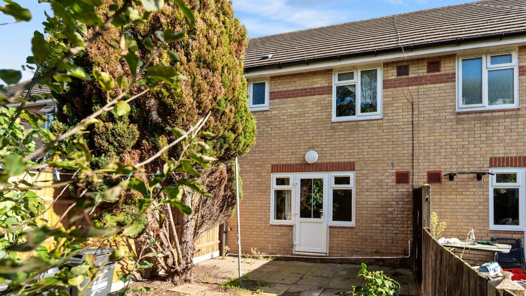4 Sydney Road, Feltham, TW14 9BF