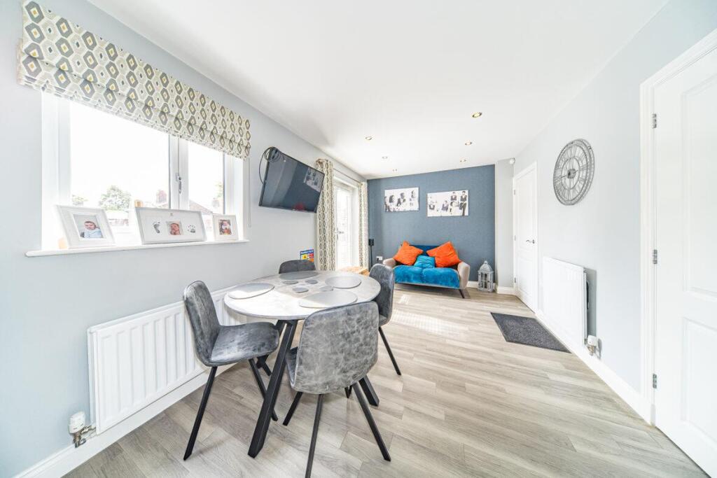 11 Atherton Drive dining and family.jpg