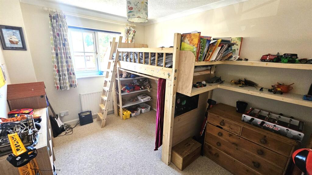 Bedroom 3.jpg