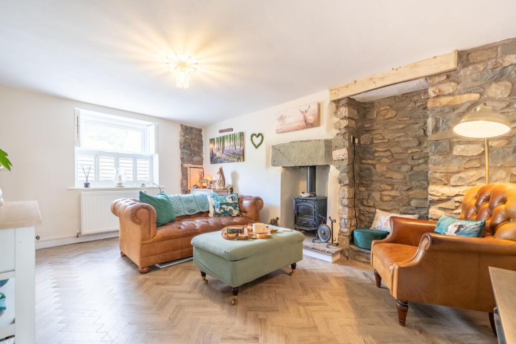 SITTING ROOM