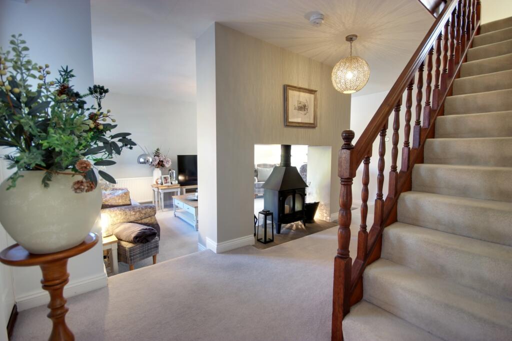 1 Open Plan Lounge A