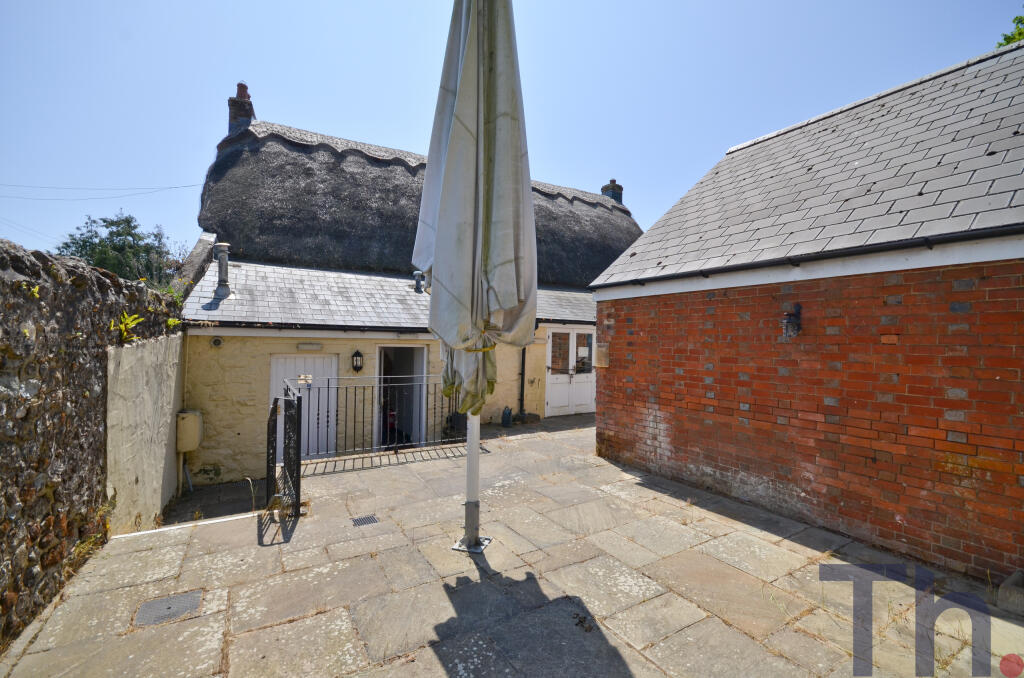 Courtyard and Outside Area.JPG