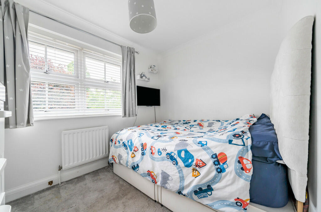 bedroom2