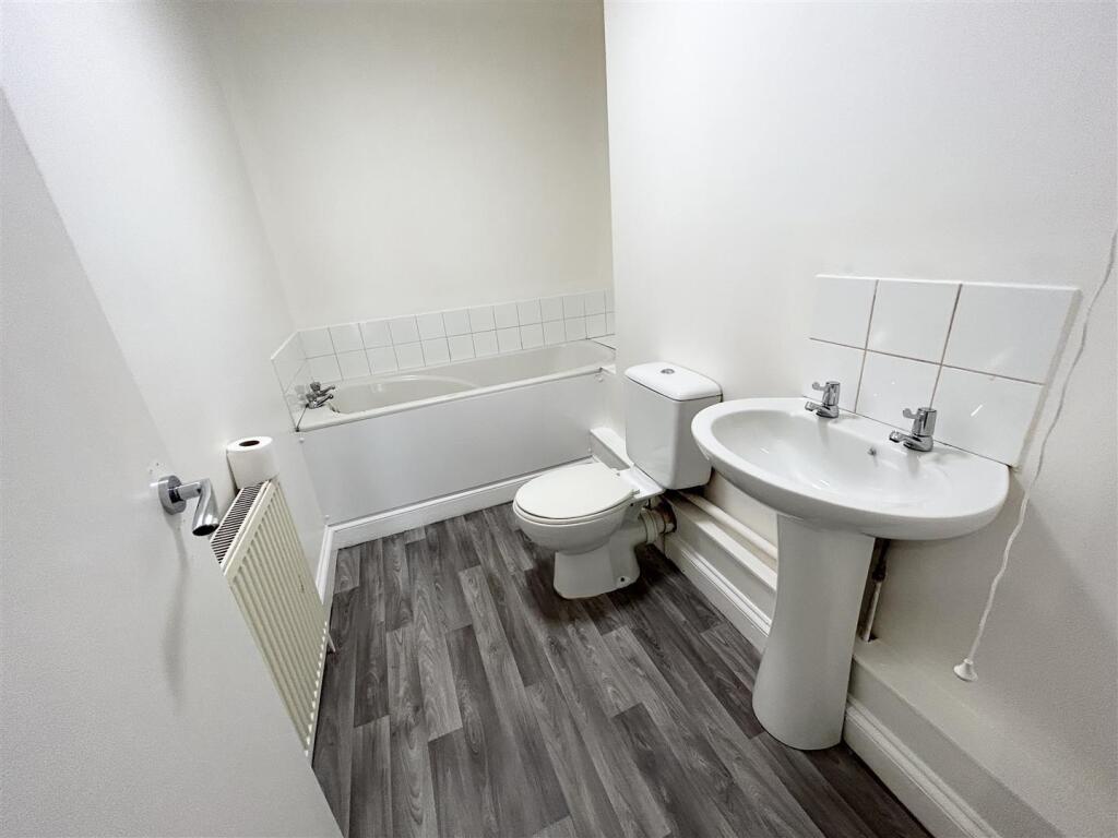F1 Bathroom