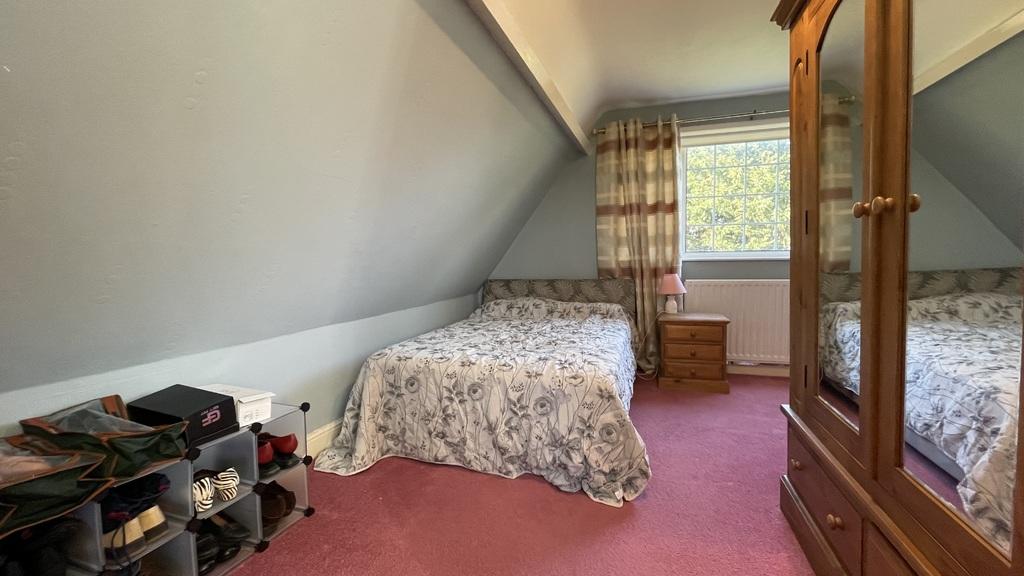 Bed 2.JPG