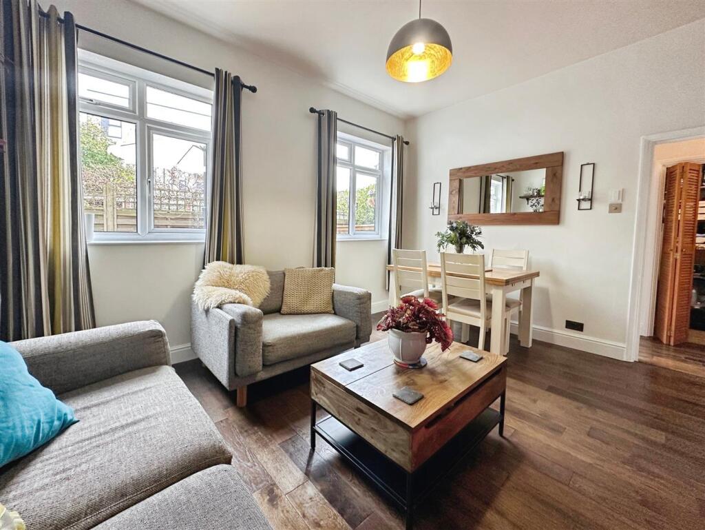 e63a3f24--4EB9-896E-95A398A05951-58724-0000145CC17