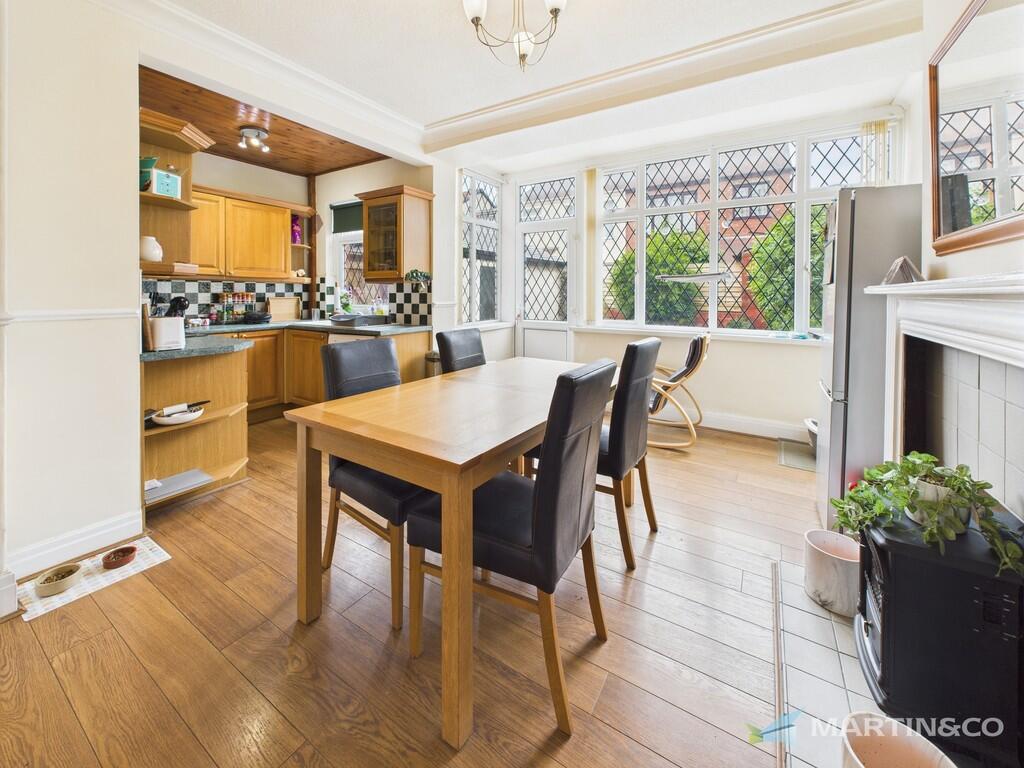 CAM02318G0-PR0475...