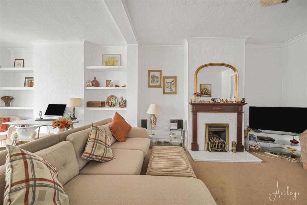 Open-plan lounge