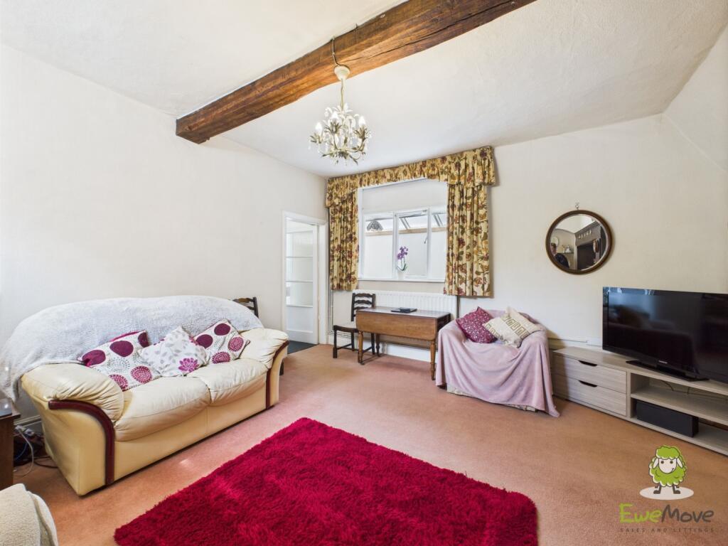 Living room - Charlotte Thomasson Ewemove Whitchur