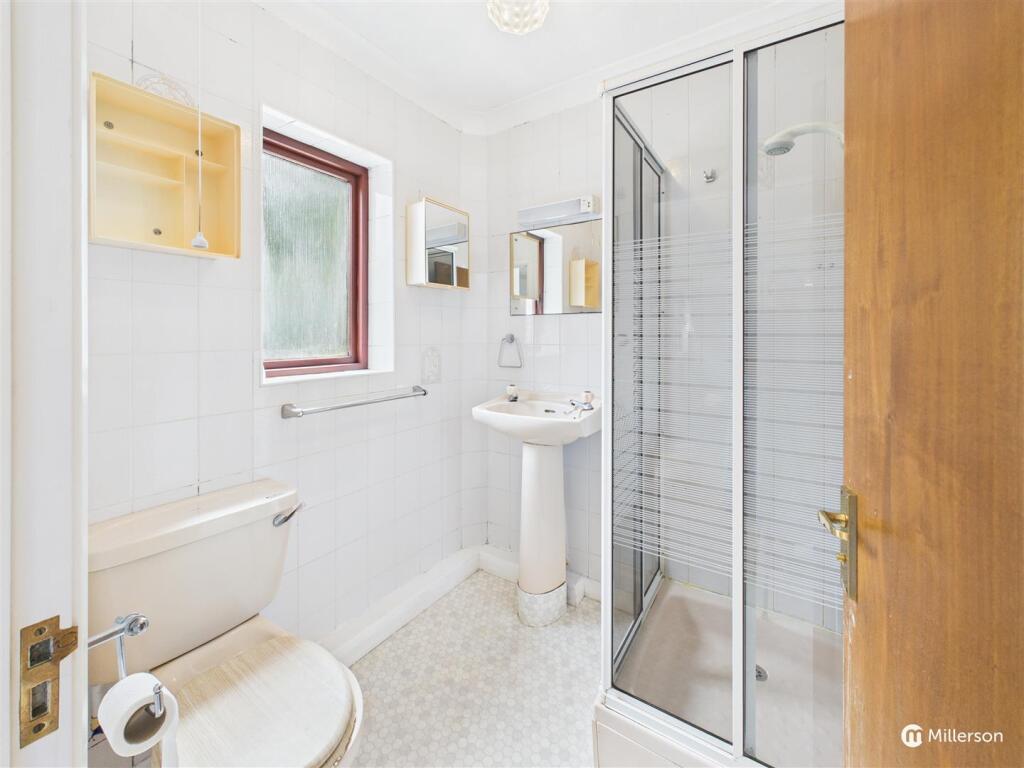 Ensuite