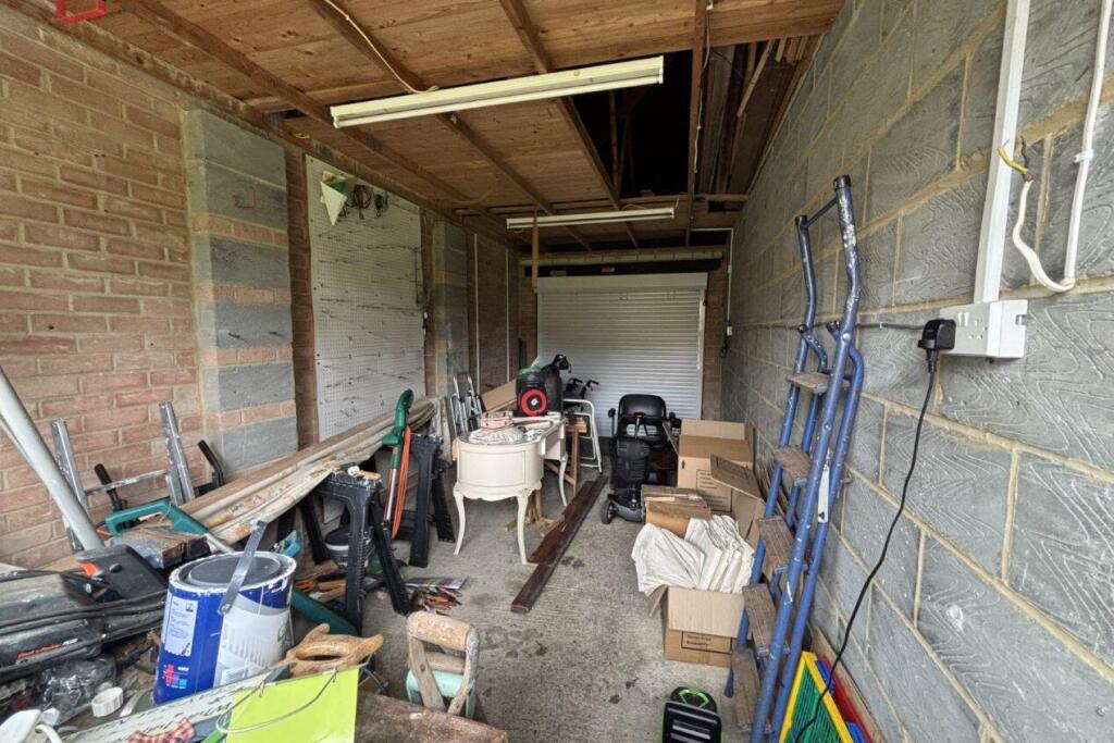 Garage.jpg