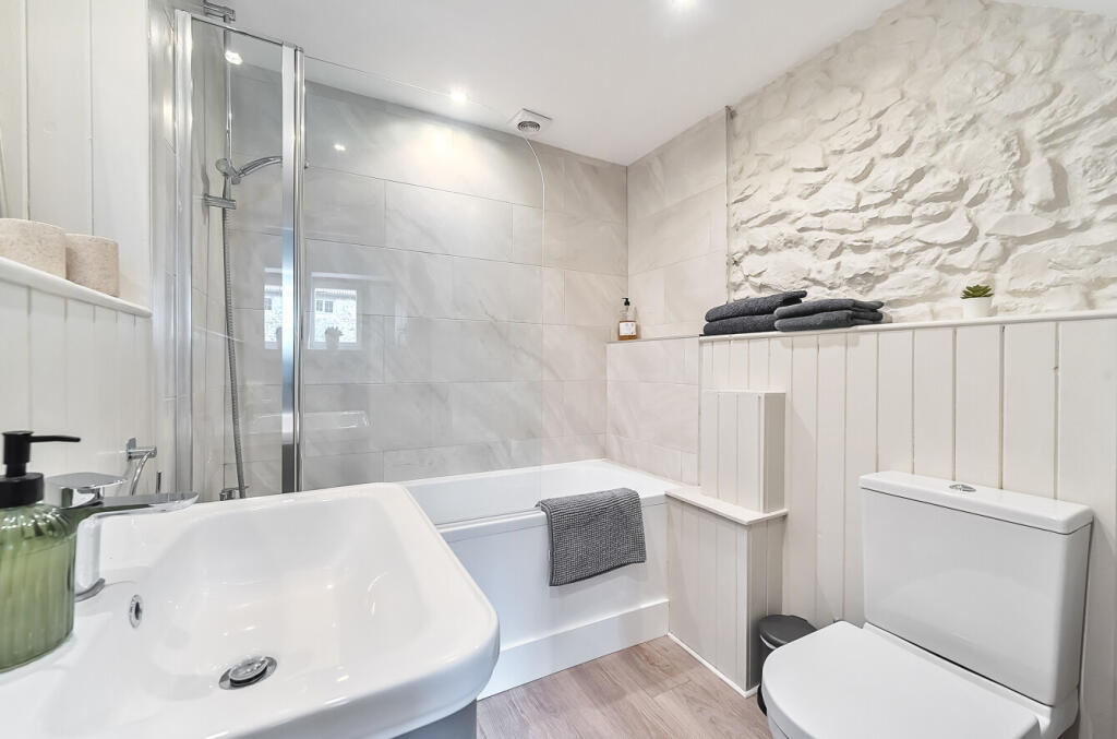 1310961-29-685991...