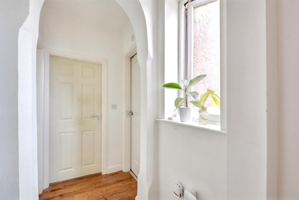 1st Floor Landing_1.jpeg